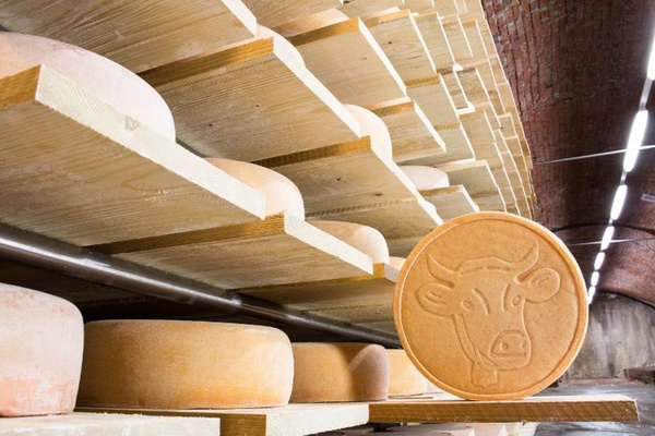 Produktfoto zu Allgäuer Hornkäse, Stück ca. 250g